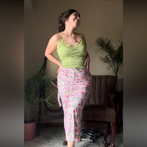 Floral Pink and Green Skirt with camisole - Picture 3 of 4